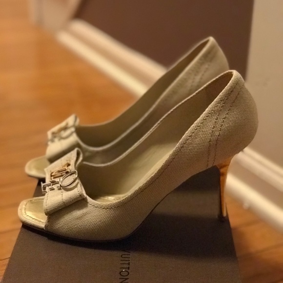 Louis Vuitton stiletto heels - Picture 5 of 6